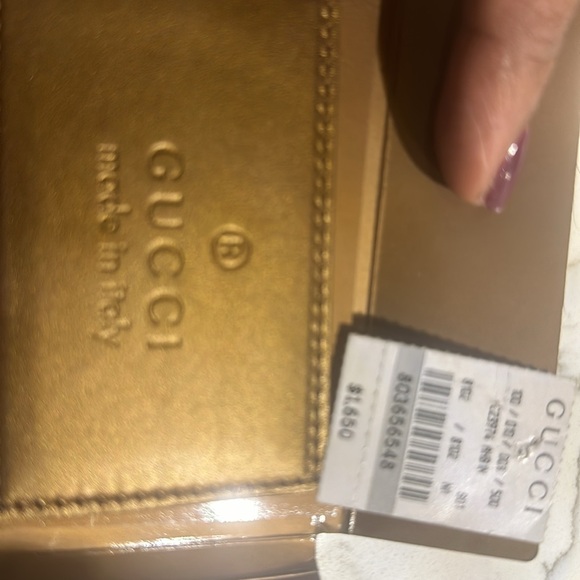 ￼ authentic leather Sukey medium silver Gucci bag great shape!!!! - Picture 10 of 10